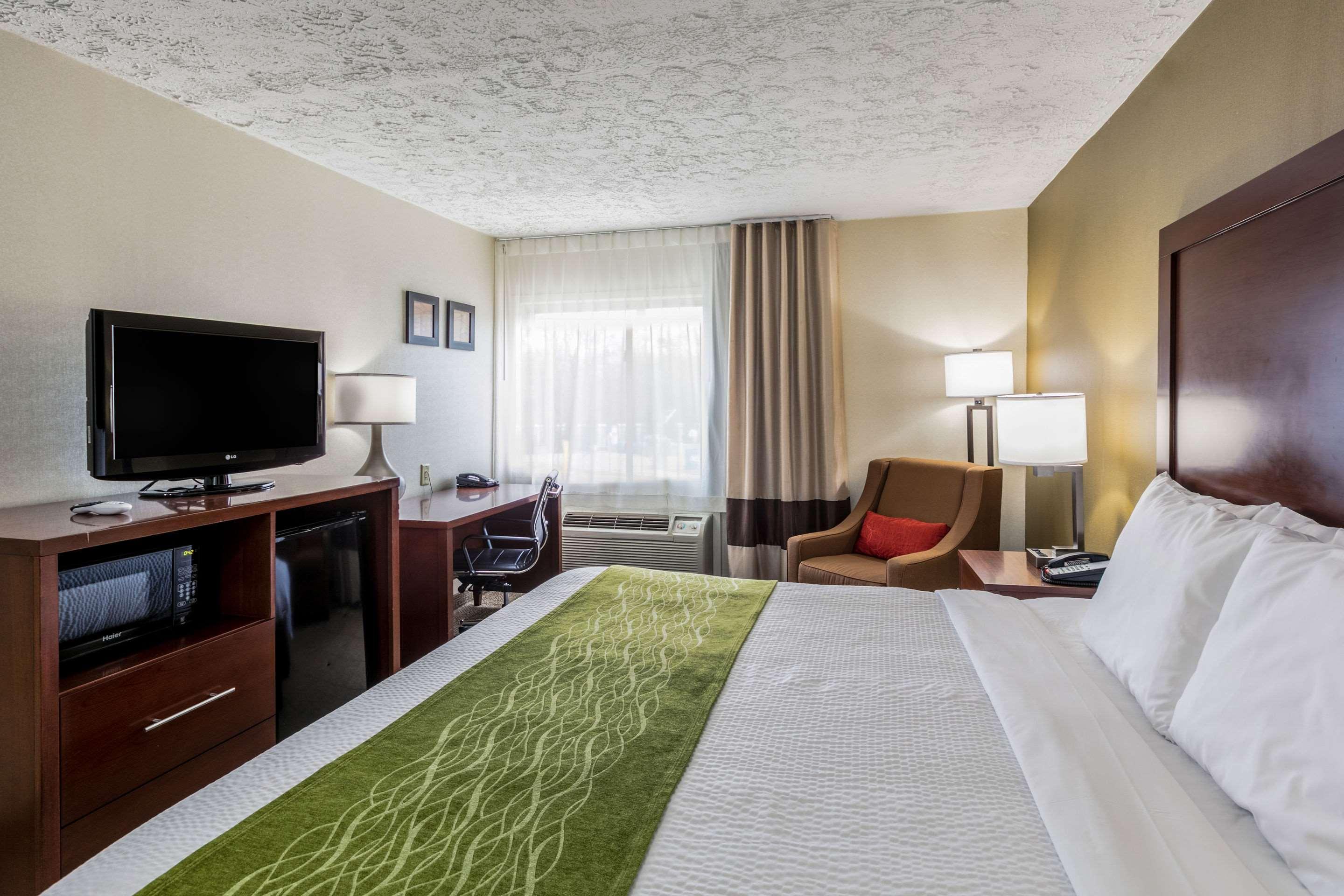 Comfort Inn Medford-Long Island Exterior foto